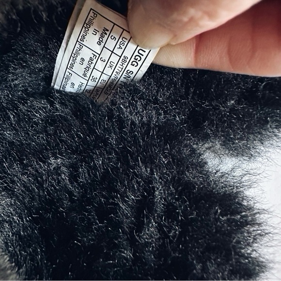 UGG Bailey Zip Mini Black Boots Size 5 - Picture 9 of 13